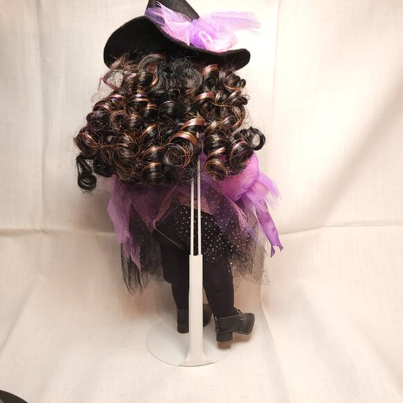 Marie Osmond Trick or Treat Porcelain Doll - Picture 3 of 10